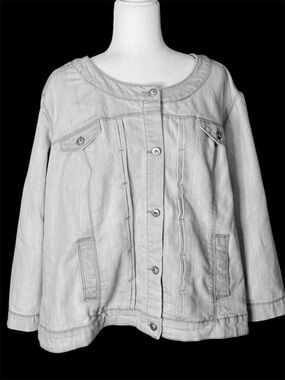 Plus Size JM Collection Light Wash Jean Jacket